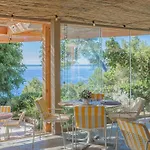 Hoteliere Le Provencal A Giens - Bord De Hotel