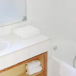 Готель Hoteliere Le Provencal A Giens - Bord De Єр