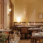 Hoteliere Le Provencal A Giens - Bord De Готель Єр