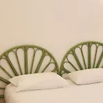 Hoteliere Le Provencal A Giens - Bord De *