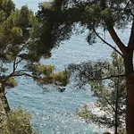 Hoteliere Le Provencal A Giens - Bord De * Hyeres
