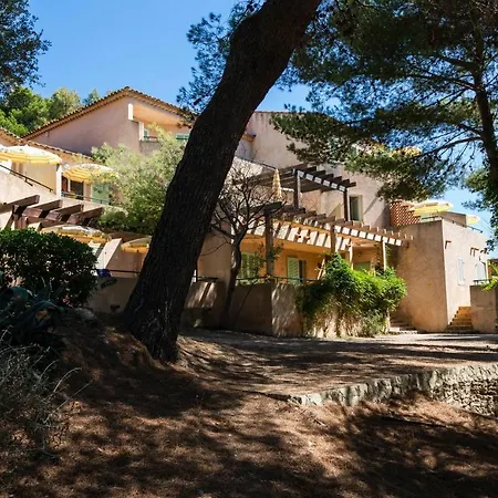 Hoteliere Le Provencal A Giens - Bord De Йер