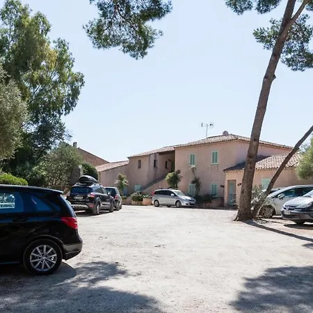 Отель Hoteliere Le Provencal A Giens - Bord De Йер