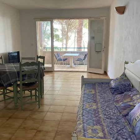 Hotel Hoteliere Le Provencal A Giens - Bord De