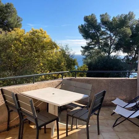 Hoteliere Le Provencal A Giens - Bord De Отель *