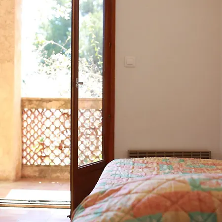 Hotel Hoteliere Le Provencal A Giens - Bord De *