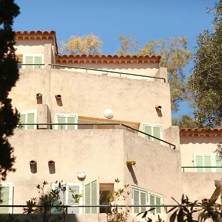 Hoteliere Le Provencal A Giens - Bord De Hotel Hyeres