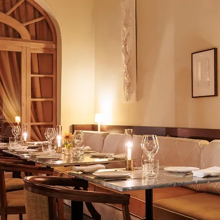 Hoteliere Le Provencal A Giens - Bord De Готель
