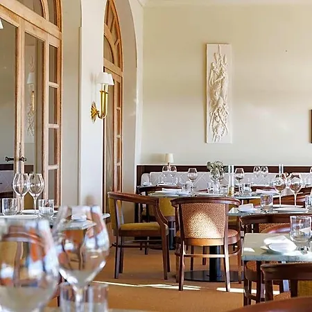Hoteliere Le Provencal A Giens - Bord De Hotel