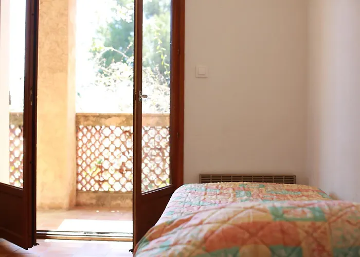 Hotel Hoteliere Le Provencal A Giens - Bord De *