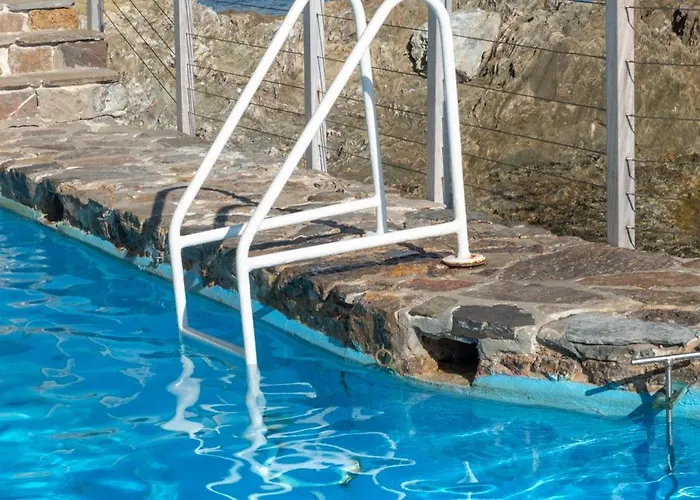 Hotel Hoteliere Le Provencal A Giens - Bord De