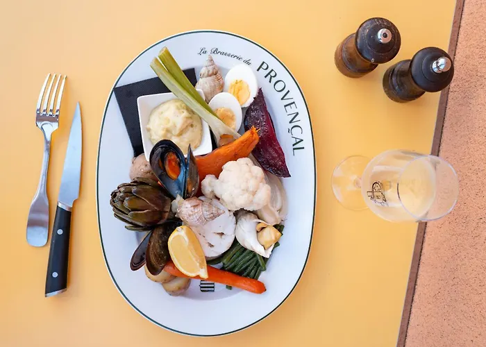 Hotel Hoteliere Le Provencal A Giens - Bord De Hyères