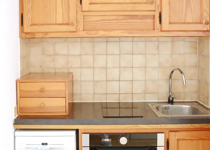 Hoteliere Le Provencal A Giens - Bord De Hotel *