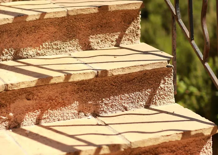 Hoteliere Le Provencal A Giens - Bord De Hotel *